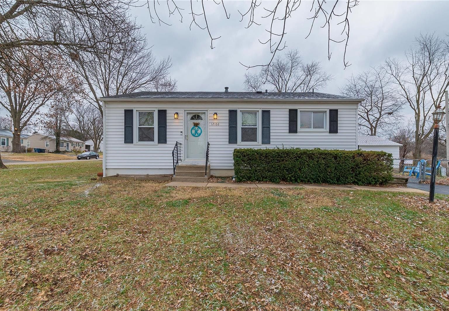 12166 Wakefield Pl, Maryland Heights, MO 63043 Zillow