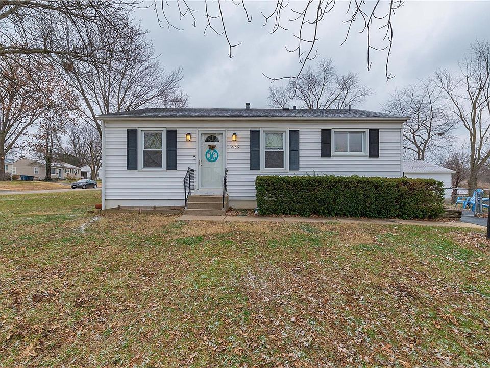 1st image of 12166 Wakefield Pl