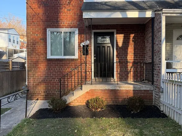 312 Burbank St SE, Washington, DC 20019
