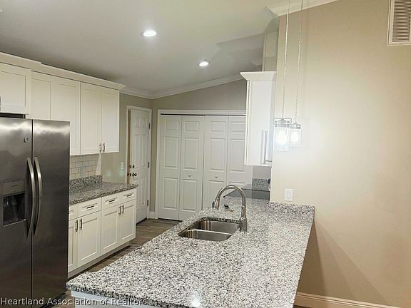 4th image of 256 Hidden Creek Cir