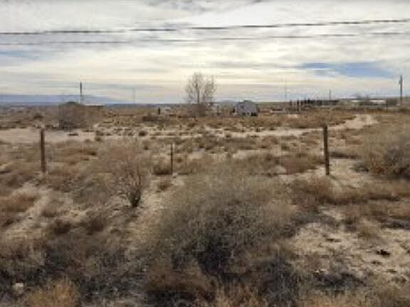 4th image of 3730 Lisa Rd SW