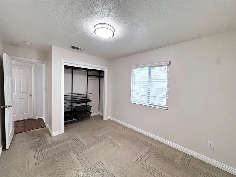 13512 Penn St — Photo 8
