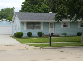 225 S Matthias St, Appleton, WI 54915