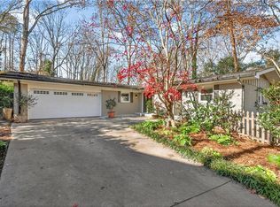 6590 Williamson Dr, Sandy Springs, GA 30328