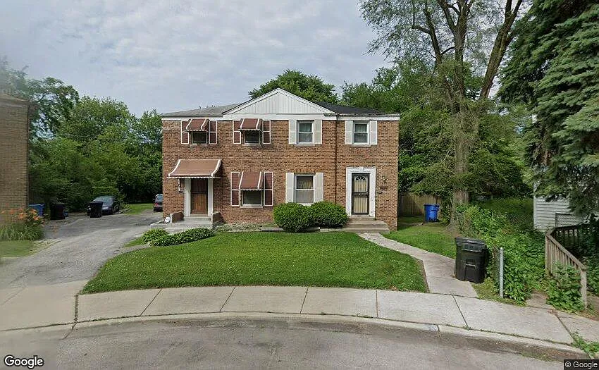 2152 E 97th Pl photo 1