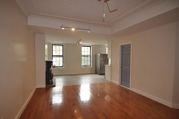 Rented by Nest Seekers International | media 1