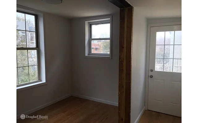 Rented by Douglas Elliman | media 16