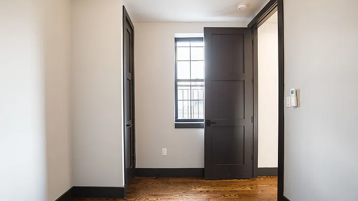 Rented by Nooklyn NYC LLC | media 47