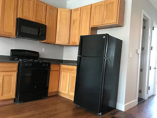 Rented by G2 Realty Group LLC | media 6