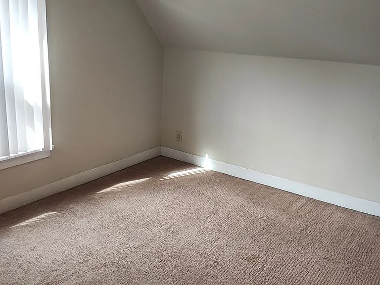 1825m1 — Photo 14