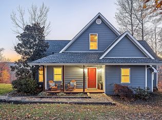 401 Oak Dr, Smithville, TN 37166