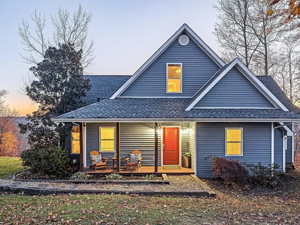 401 Oak Dr, Smithville, TN 37166