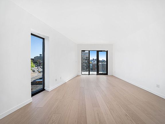 4th image of 30-05 Vernon Blvd #2F