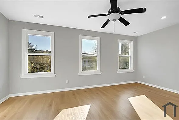 727 Otis Pl NW — Photo 17