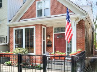 2156 N Claremont Ave, Chicago, IL 60647