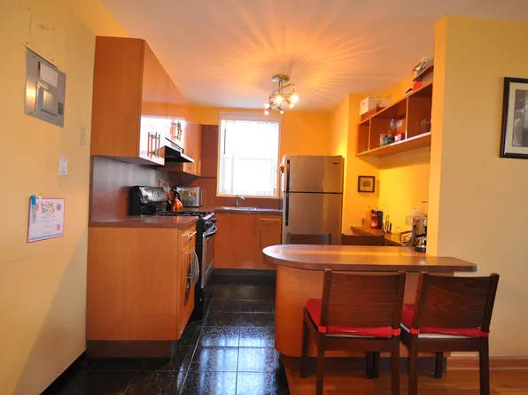 735 Avenue W image 1 of 17