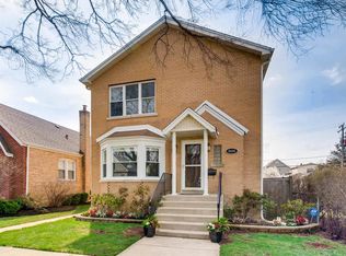 8606 Callie Ave, Morton Grove, IL 60053