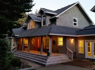 215 Tillicum St, Depoe Bay, OR 97341