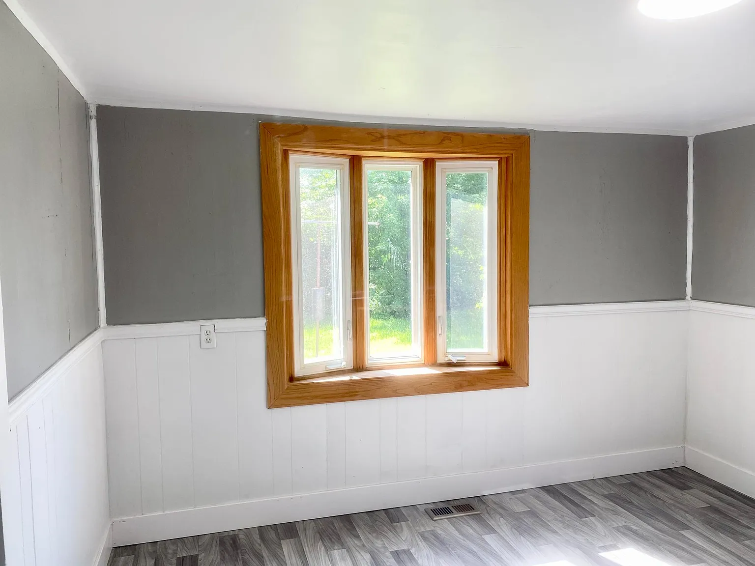 G3439 Larchmont Ave — Photo 3