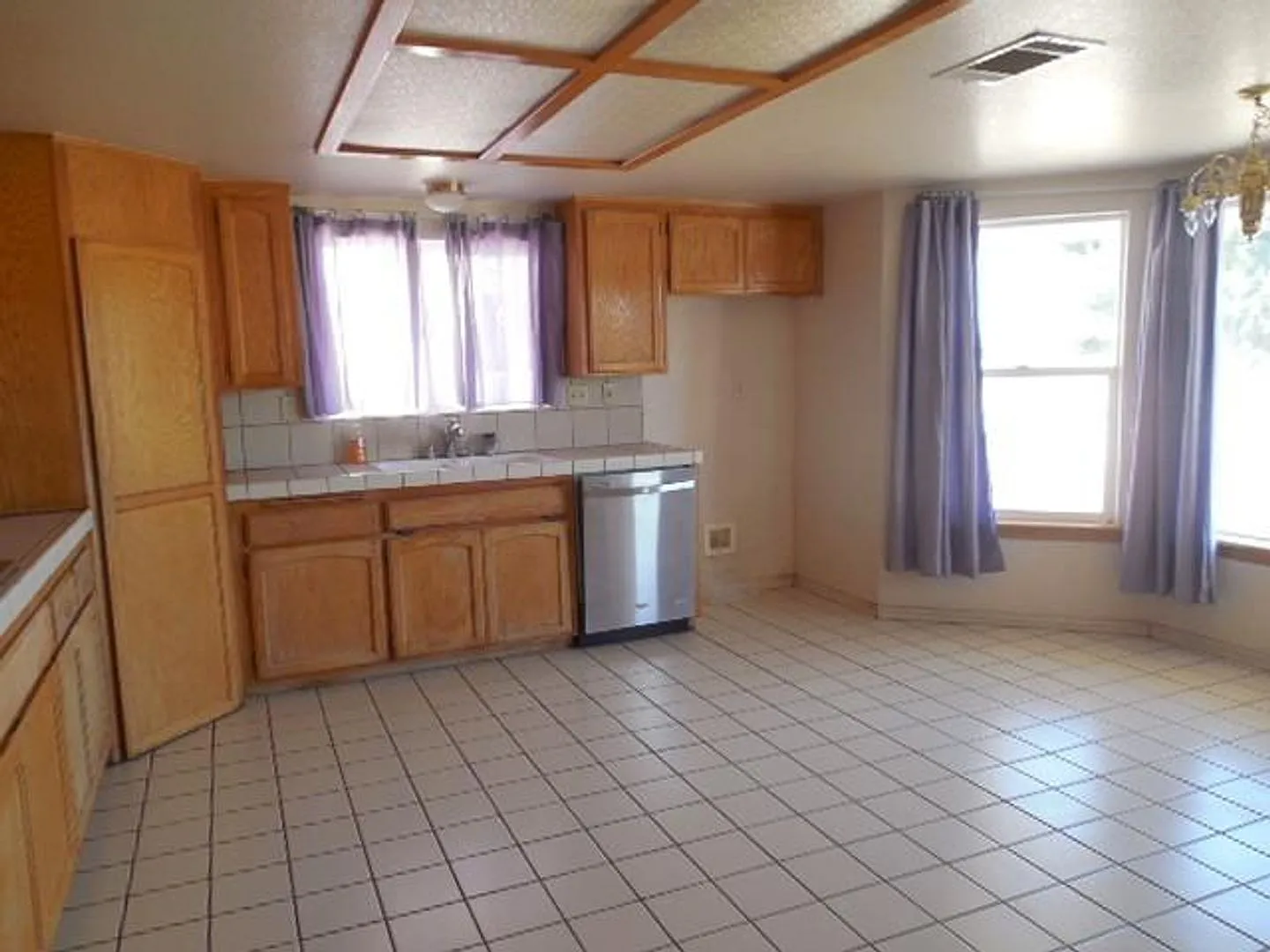 Coming Soon- Beautiful Silver Lakes Home- 2 Bedrooms, 3 Bathrooms + Den Or Office — Photo 3