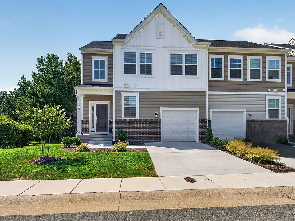 5732 Flowering Peach Ln