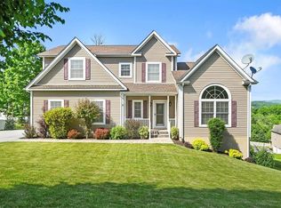 5 Makan Rd, Monroe, NY 10950