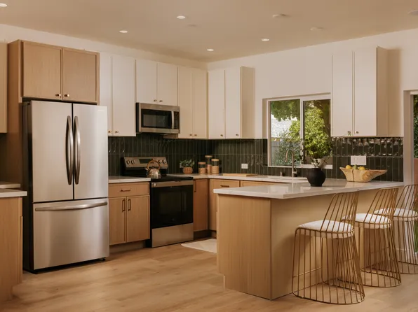 8204 Oso Ave, Winnetka, CA 91306