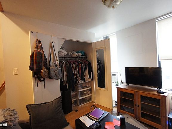 3rd image of 349 W 45th St APT 5FW