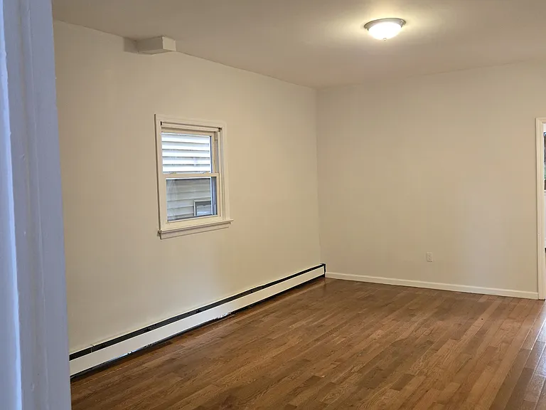 18 Sherwood Ave #1 — Photo 8