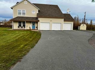 529 W 5th Ave, North Pole, AK 99705