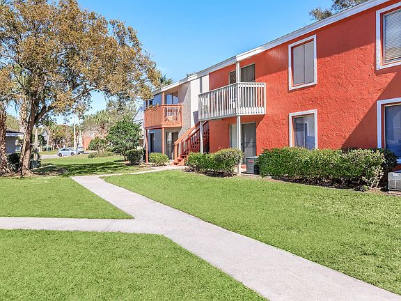 3rd image of 4102 Oak Knoll Ct #1-239