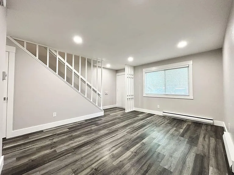 3485 Hayden Pl #3 — Photo 4