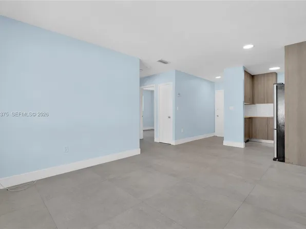 1250 SW 4th St APT 6, Miami, FL 33135