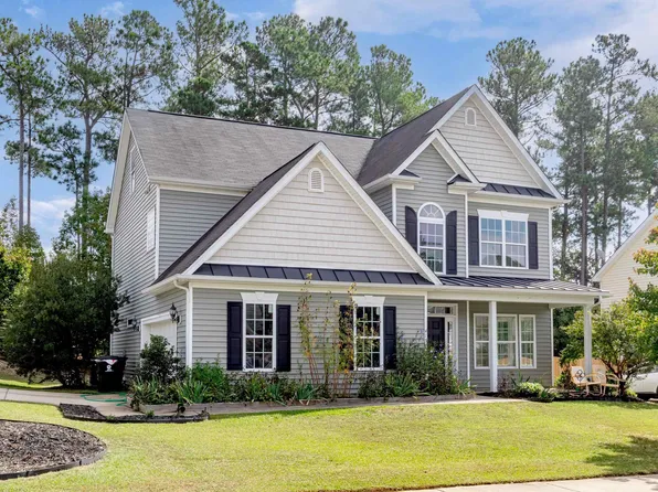 413 Braxcarr St, Holly Springs, NC 27540