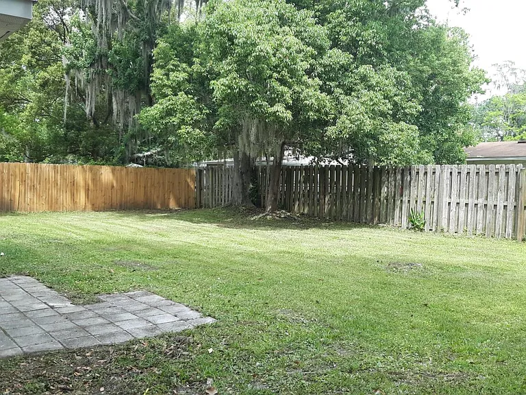 5143 Banshee Ave — Photo 5