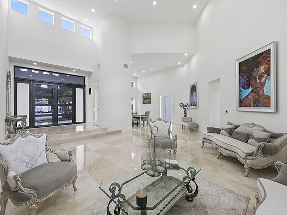 5th image of 757 NW 100TH Terrace