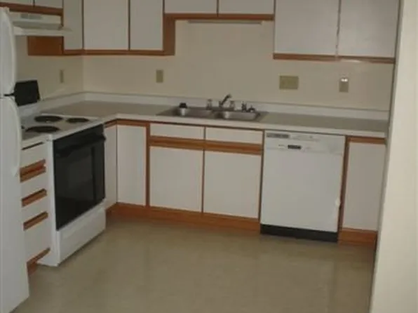 Adams Trail, 4114 Northwestern Ave #3170bbde1, Racine, WI 53405
