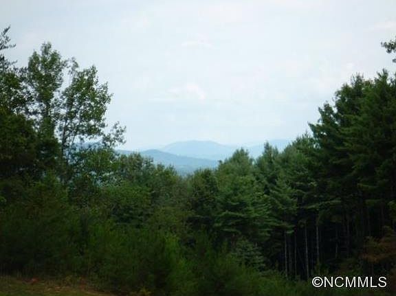2nd image of 5 Mountain Holly Dr