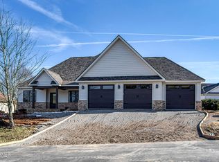 105 Naduli Trl, Vonore, TN 37885