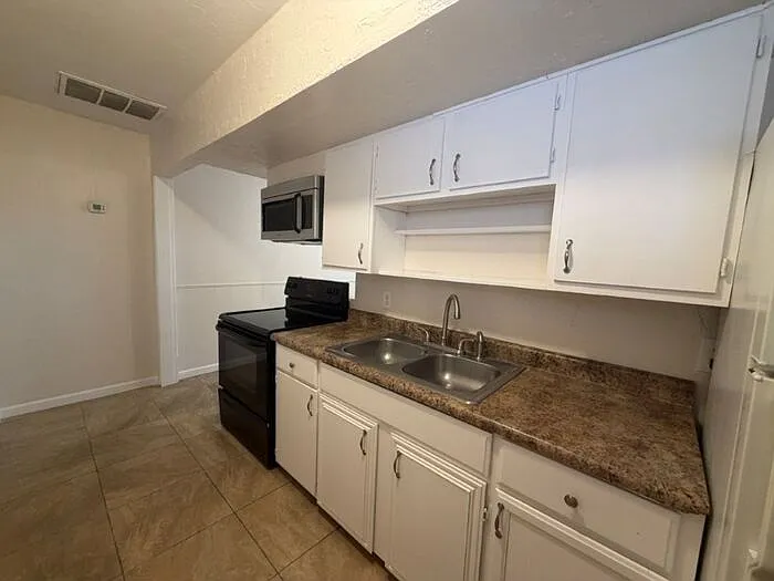 1 bed, 1.0 bath, 600 sqft, $1,325 — Photo 4