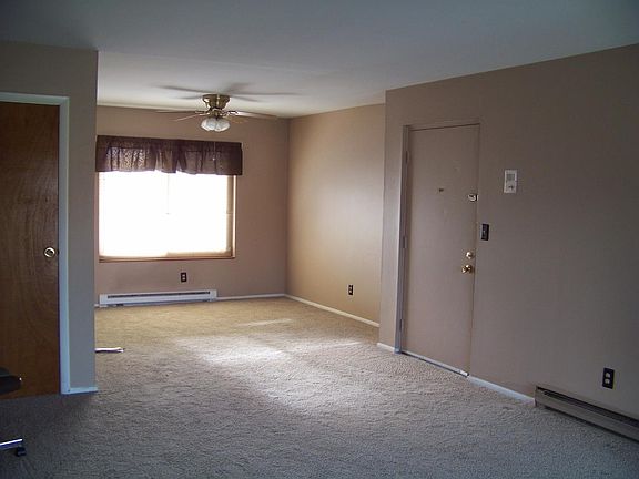 5th image of 1601 Mars Hill Dr APT E