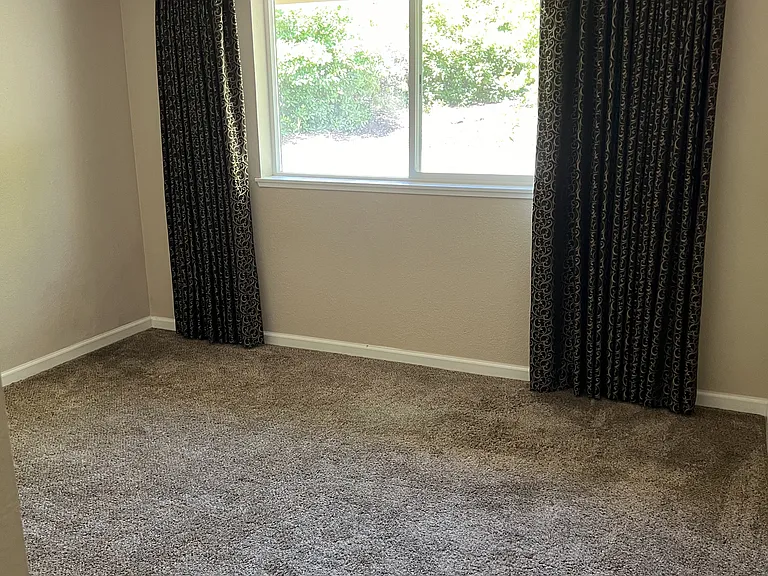 3950 Hillsborough Rd — Photo 4