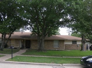 521 Mayfield Ave, Garland, TX