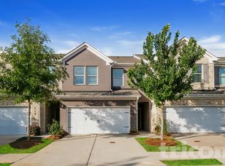 528 Trickum Hill Dr, Lawrenceville, GA 30044