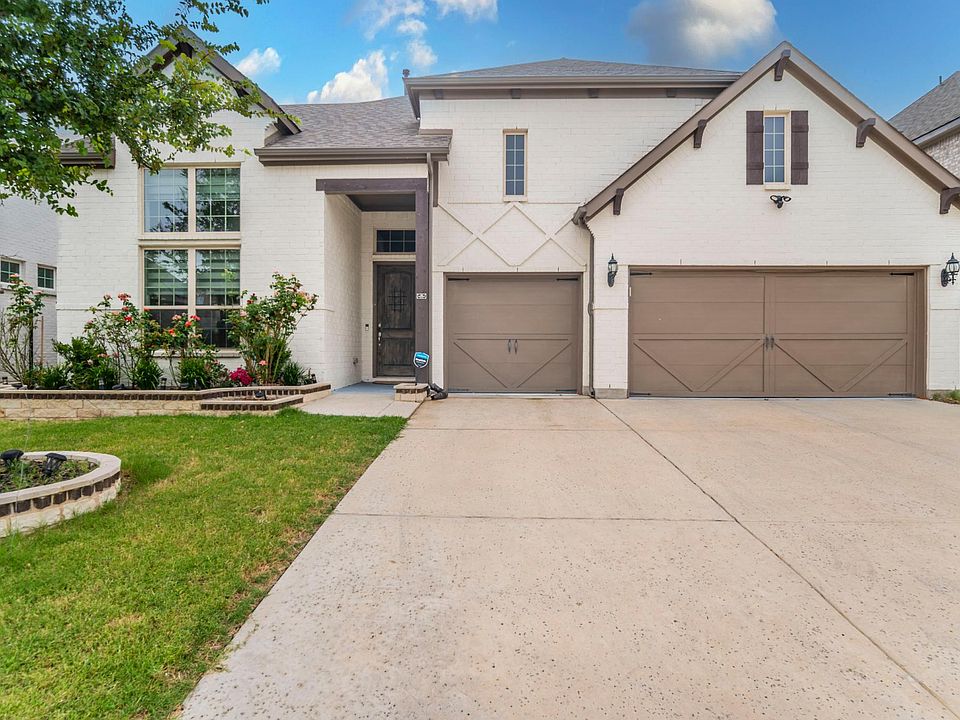 1st image of 501 Westwood Way Dr