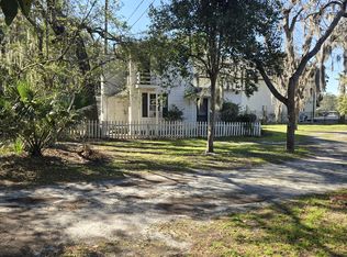 366A W Penrose Dr #A, Savannah, GA 31410