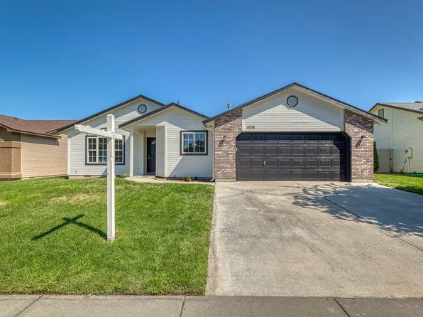 1938 E Birchwood Dr, Eagle, ID 83616