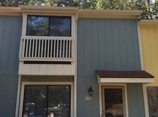 828 Green Ridge Dr, Raleigh, NC 27609