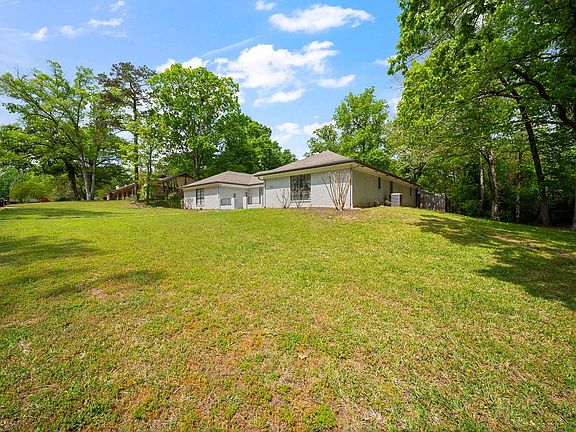 2nd image of 3421 Baywood Dr