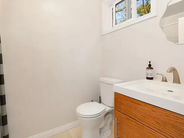 2373 Tuna Canyon Rd — Photo 6